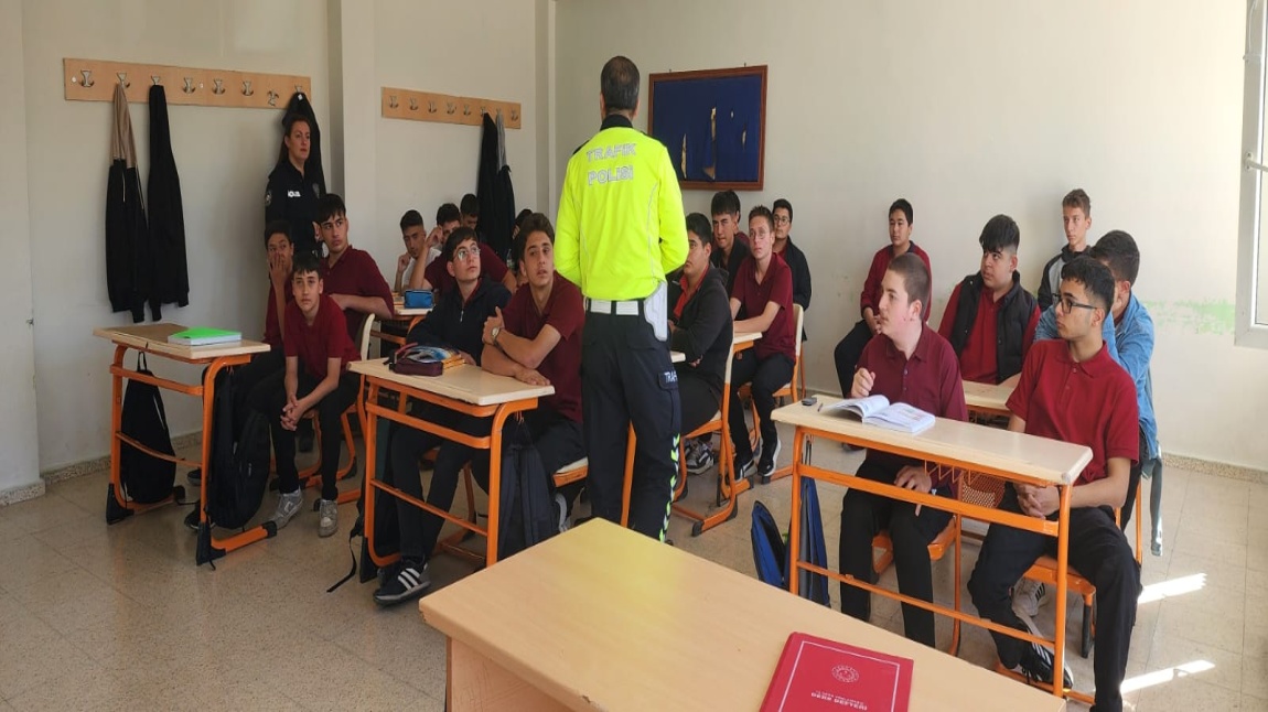 Trafik Eğitimi Verildi